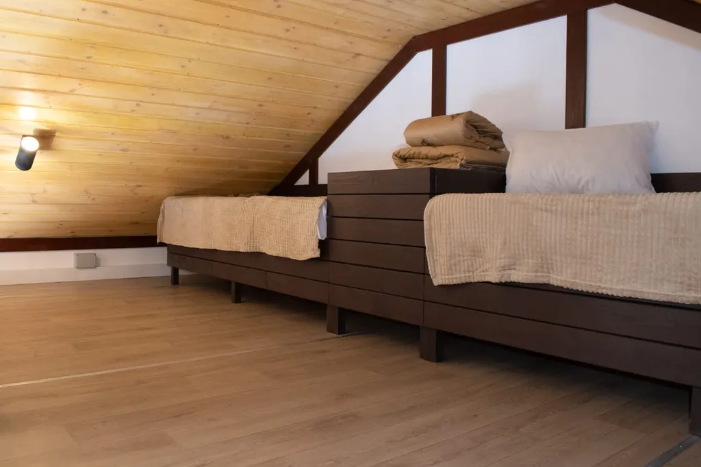 Дом отдыха на берегу озера