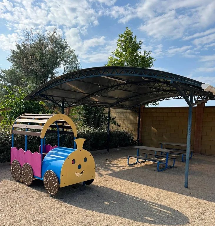 Апартаменты первая линия, Любимовка