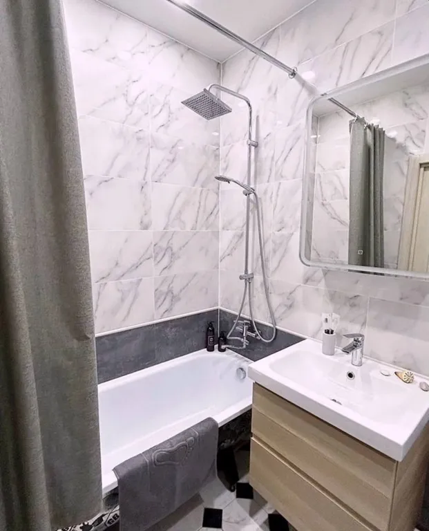 Новая квартира евродвушка территориально расположена в Пскове