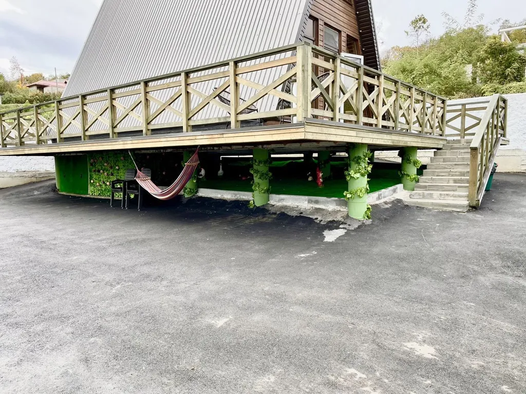 Дом с видом на горы