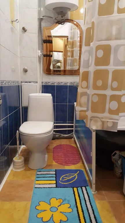 В районе областной больницы, клиники микрохирургии глаза Мицар