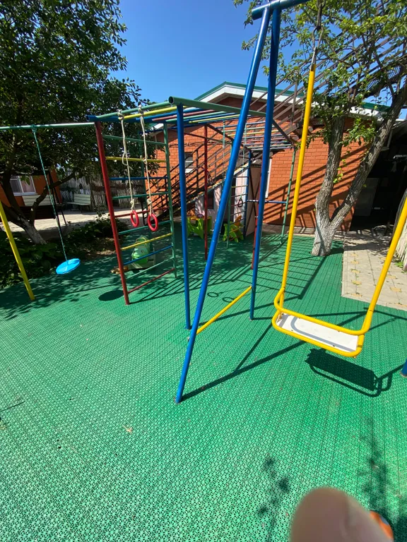 Комната в частном доме с отдельной кухней