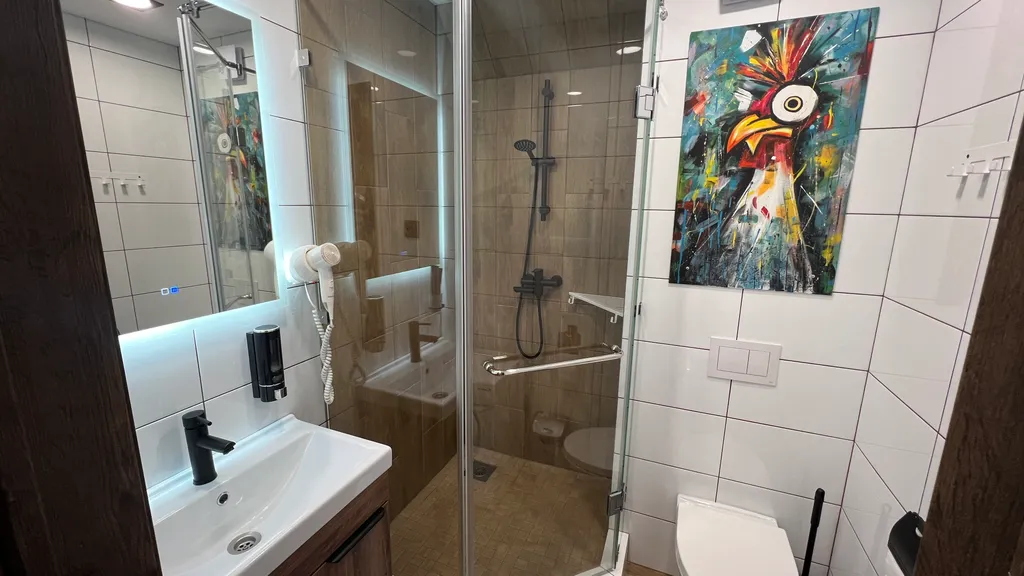 Дом вблизи подножья горы