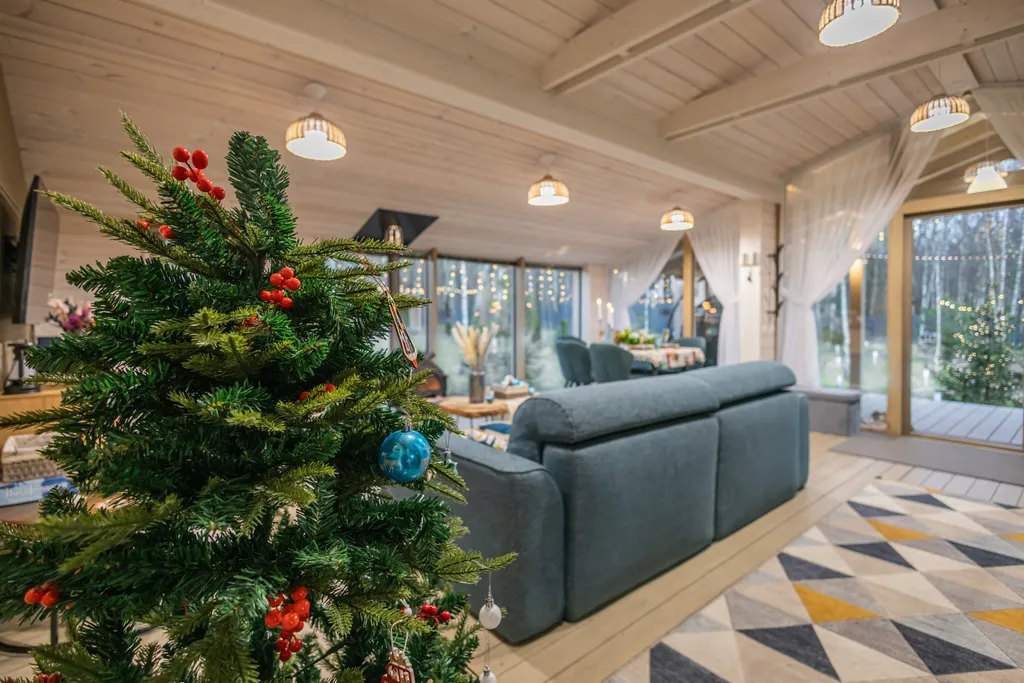 Коттедж Уютный сказочный дом в окружении леса — Алферово