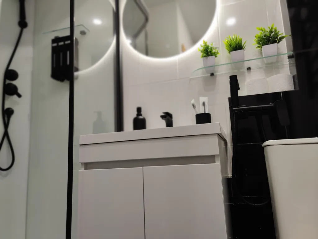 Стильная квартира с сауной, в центре города