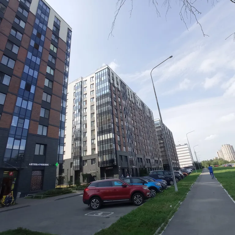 Студия у московской