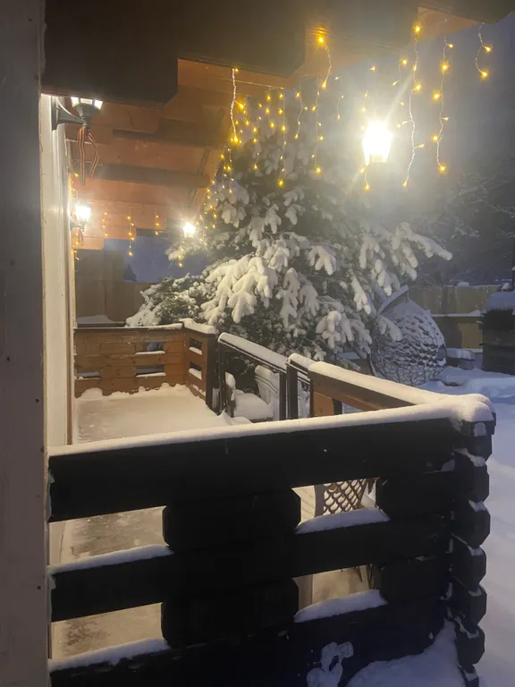 Дом на участке 3 сотки, огорожен, все удобства