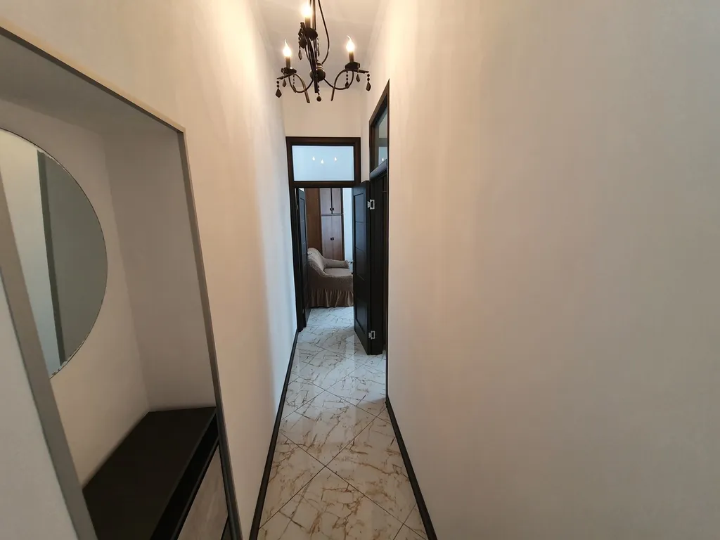 Домик с чудным зелёным двориком