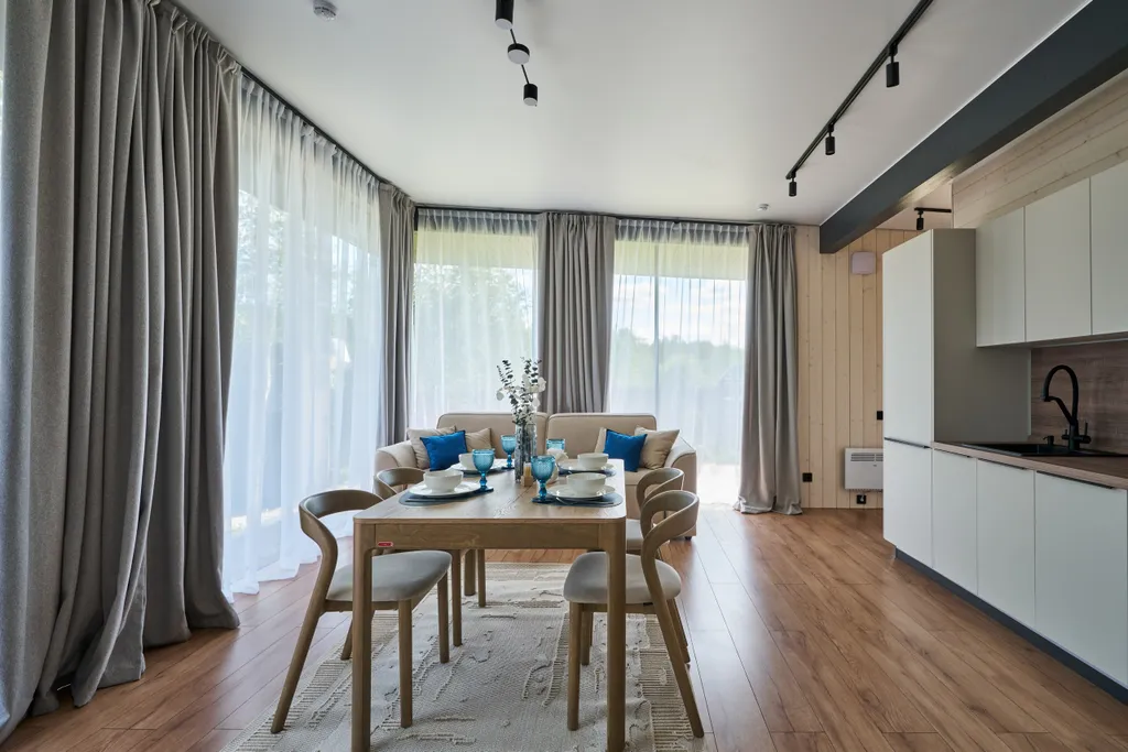 Коттедж Домик у реки в окружении сосен с камином, сауной и чаном — Семеновское