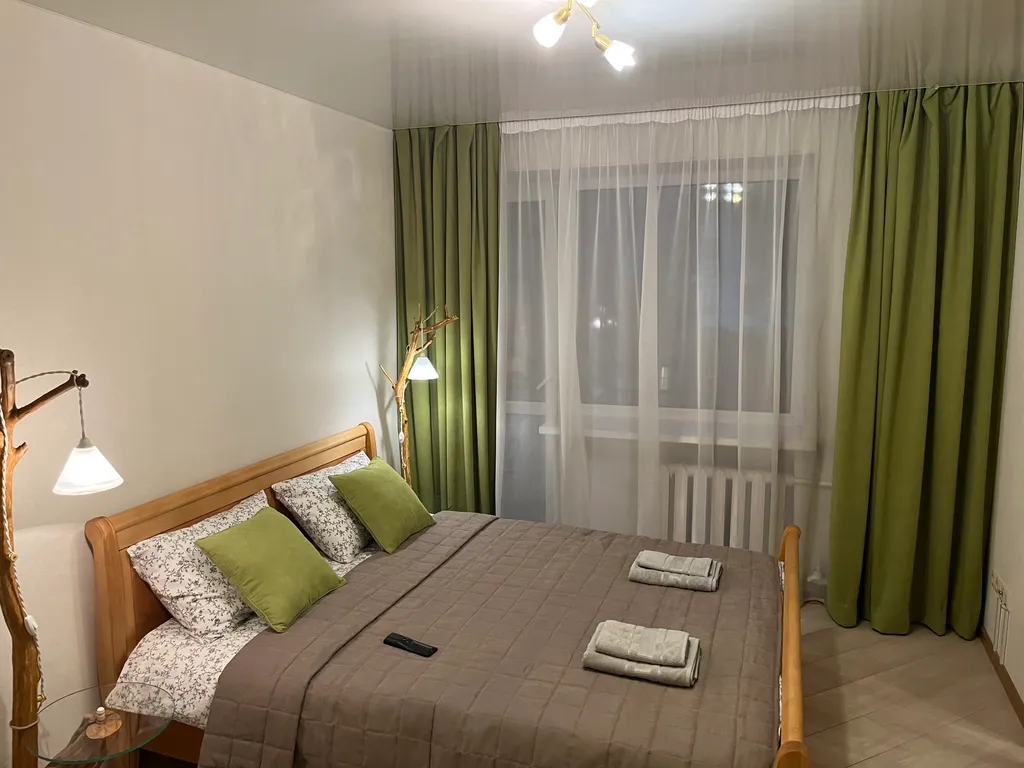 Для доброго гостя и ворота настежь