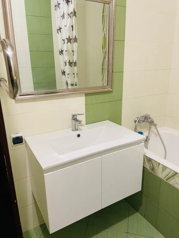 У жд и автовокзалов. Центральная часть города.