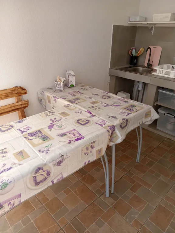 Квартира Комфортабельная комната в гостевом домике в тихом районе — Витязево