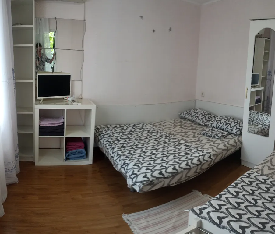 Коттедж в саду