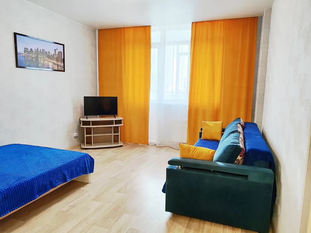 Квартира 1-комнатная у ТРЦ Планета Арена Север Ледовый — аренда посуточно в Красноярск