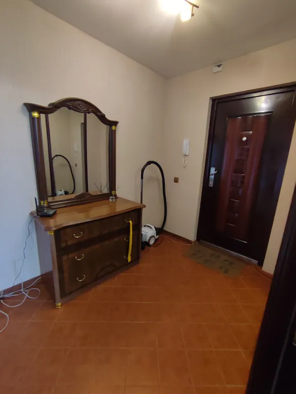 Квартира 3-комнатная Квартира — Калининград