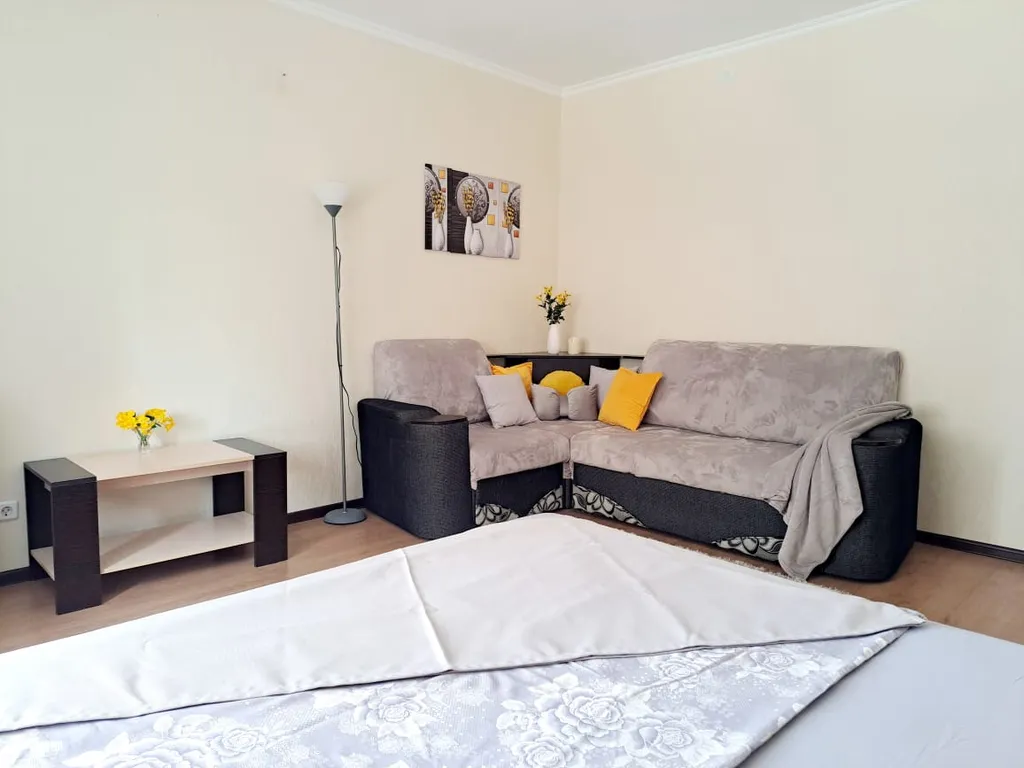 Чистая, уютная 2-комнатная квартира с изолированными комнатами