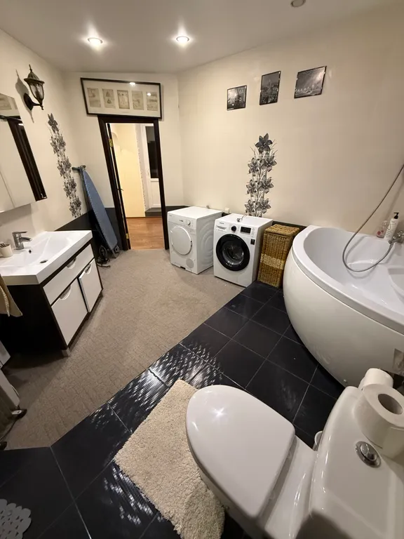 Просторная квартира с дизайнерским ремонтом