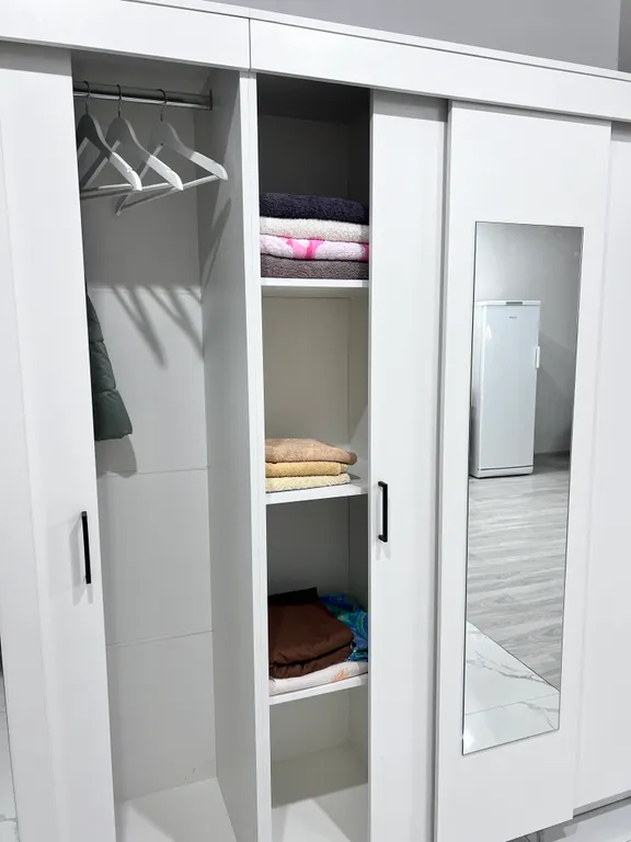 Новая чистая уютная студия в центре города