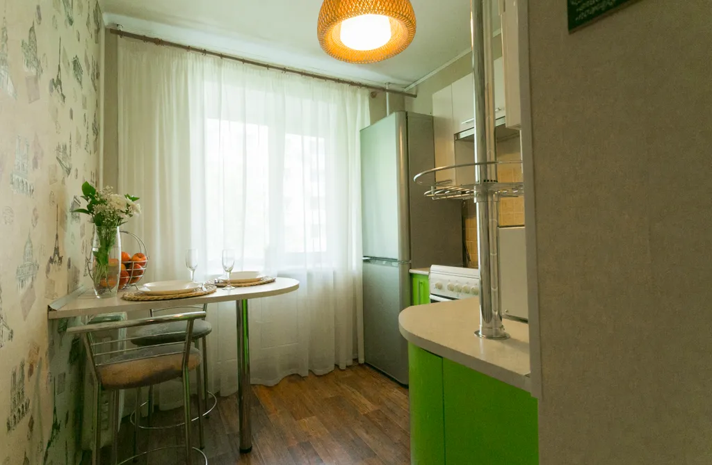 Good Night на Косарева 25