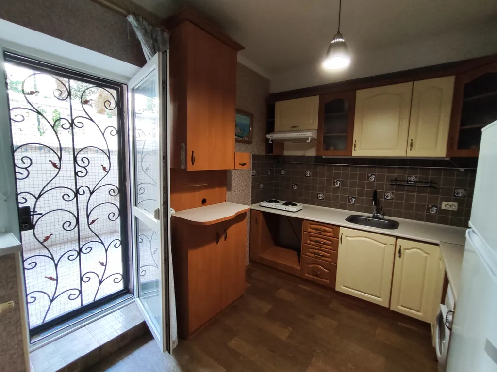 Квартира - студия с двориком в Мисхоре, в частном доме