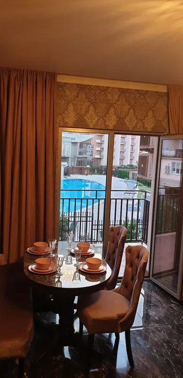 Квартира Стильная квартира с шикарным балконом и видом на бассейн — Геленджик