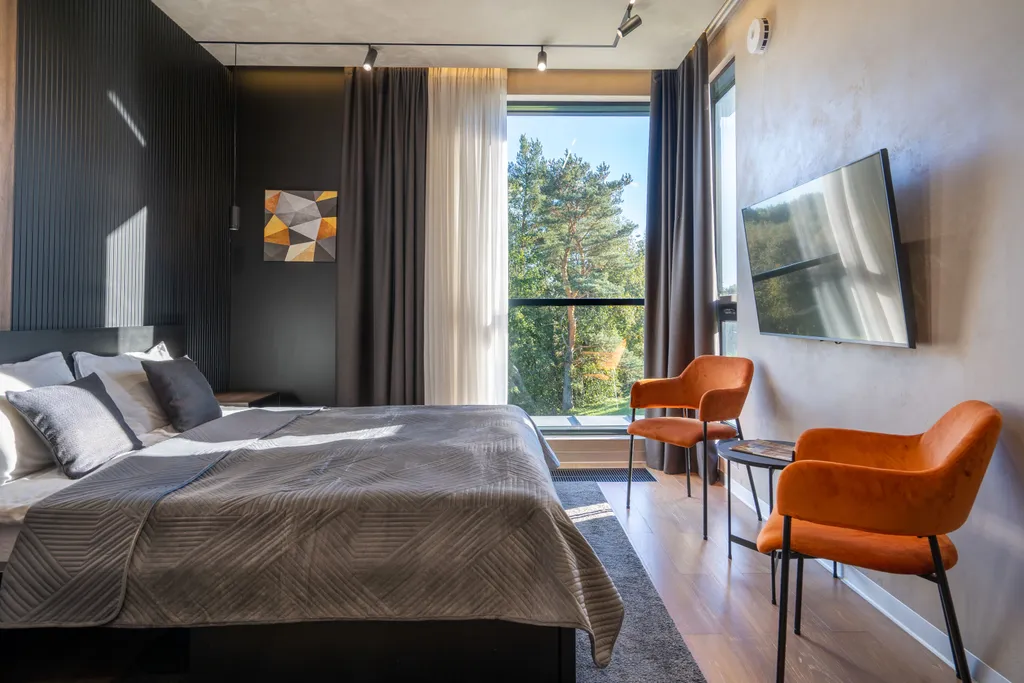 Дизайнерские апартаменты Охта КраСКИ Orange