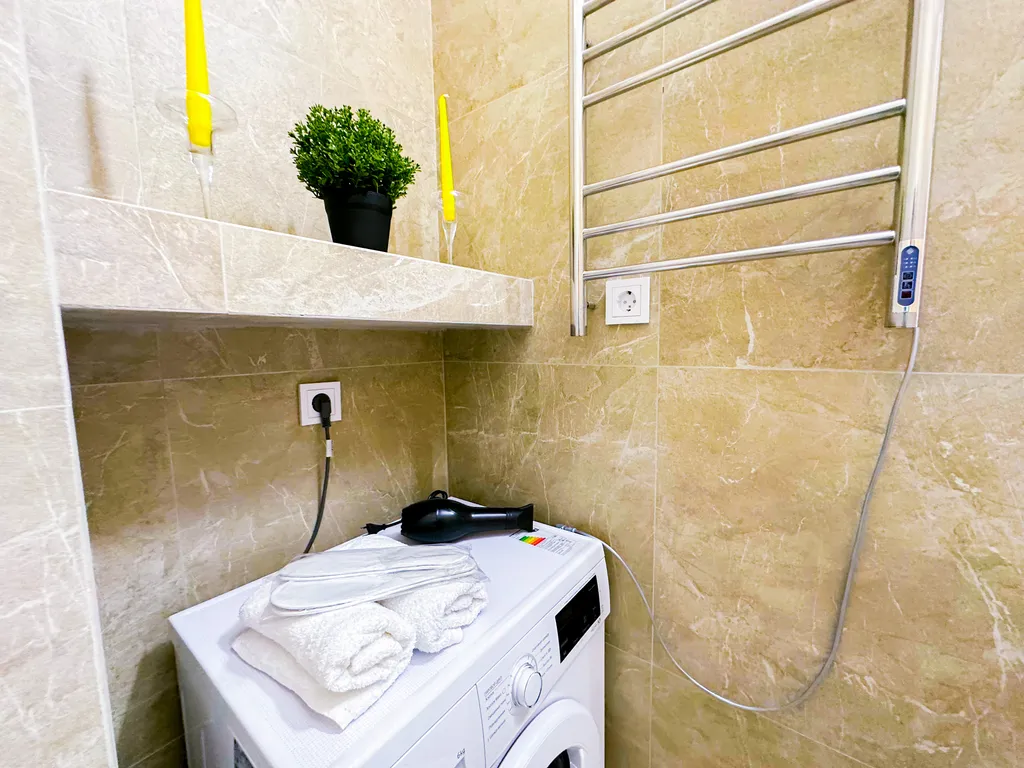 Рядом с Хан Шатыр, центр города Астана grand turan business