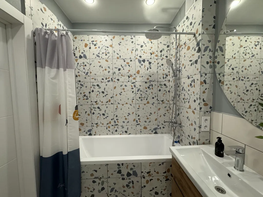 Квартиры возле трк планета и дворцом борьбы с воданагревателем