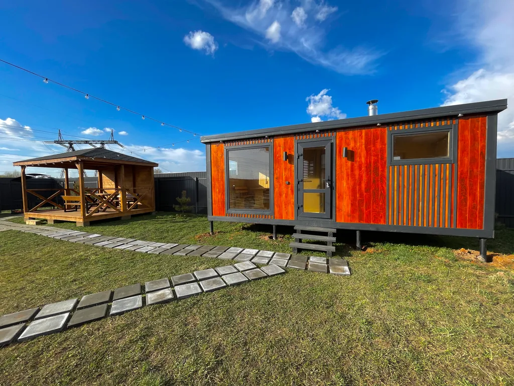 Коттедж с баней рядом с парком Малевича