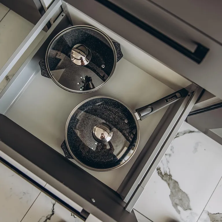 Дизайнерский апартамент с видом на море