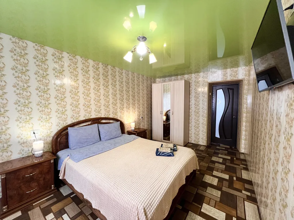 АПАРТЫ 51 возле Ленты "Полярные ночи" на Гвардейской,15