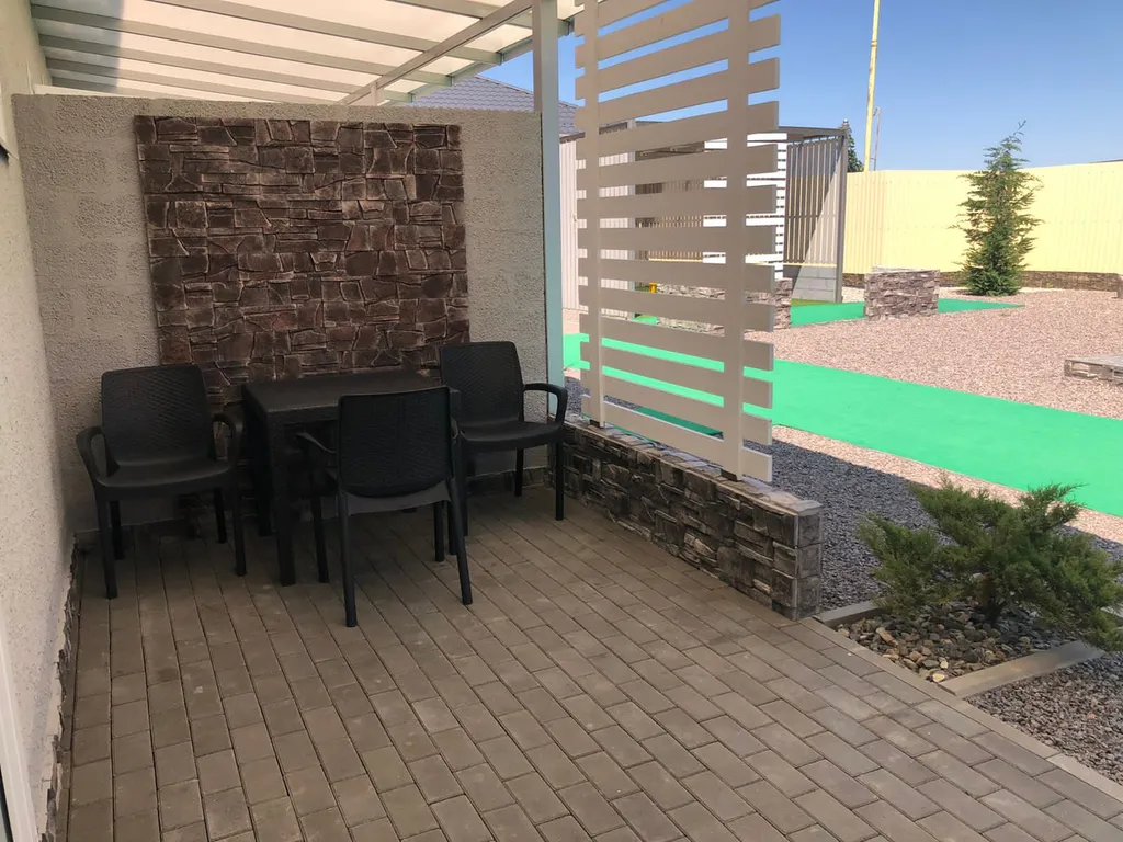 Меблированная комната на берегу Азовского моря