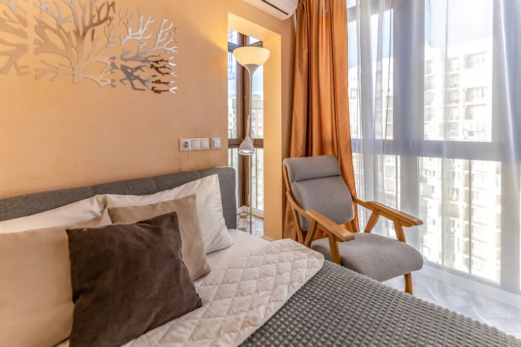 Квартира Двухкомнатная квартира класса комфорт с панорамным остеклением ветер гор — Геленджик