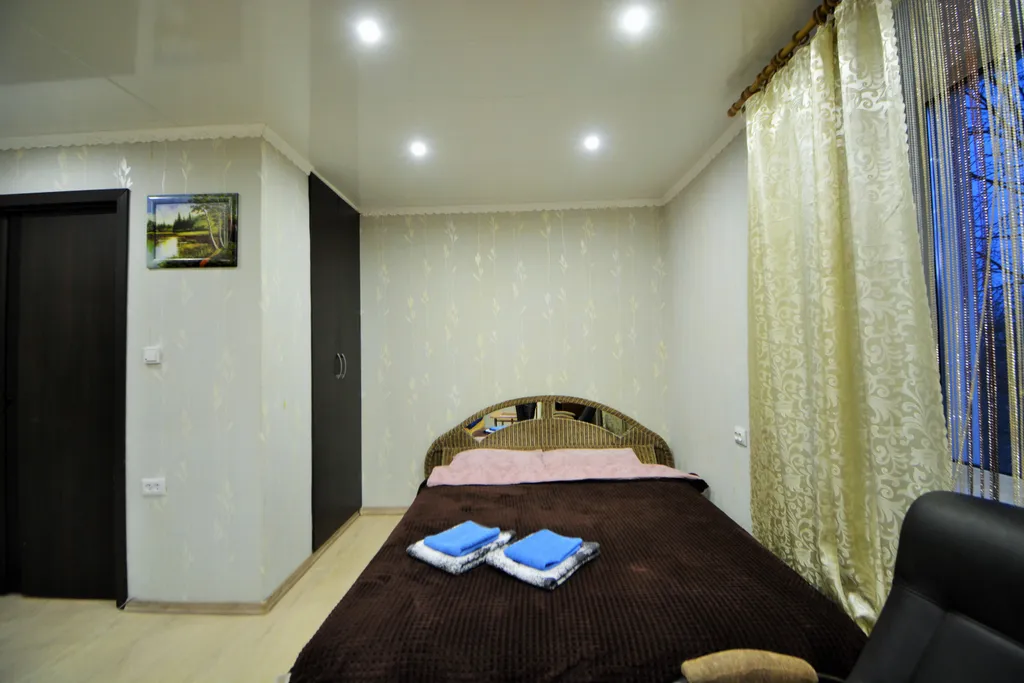 Однокомнатная квартира недалеко от КРЦ Плазма, сетевых магазинов