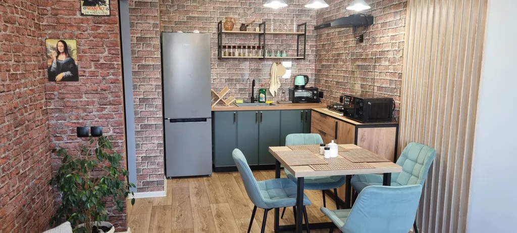 Уютная квартира вокруг всё есть