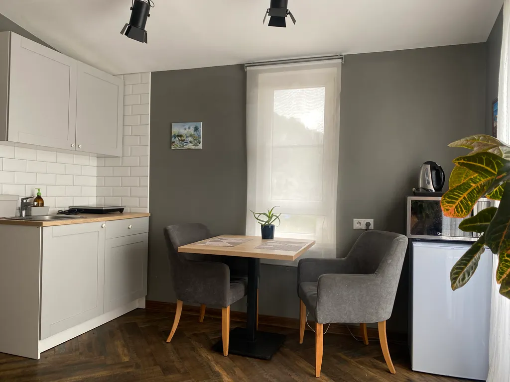 Дом на горе с видом на море