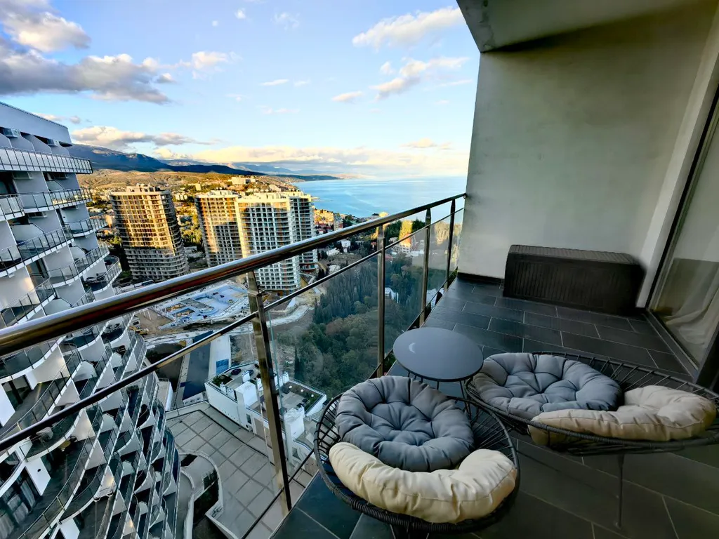 Люкс Студия с видом на море и горы