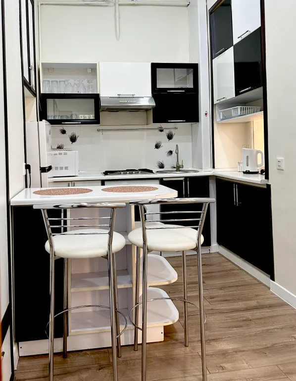 2х комнатная  рядом с бульваром и Старым городом