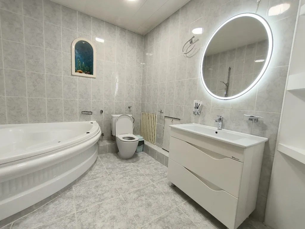 Квартира Просторная 3-комнатная квартира посуточно в центре Севастополя — Севастополь