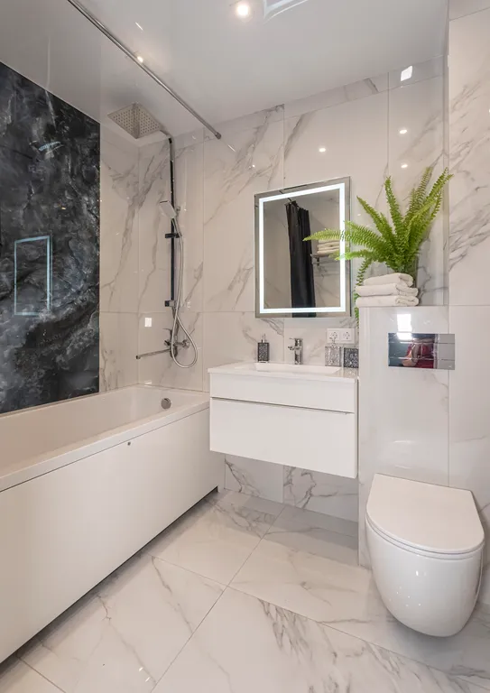 Квартира с видом на море на высоком этаже, рядом с островом Русским