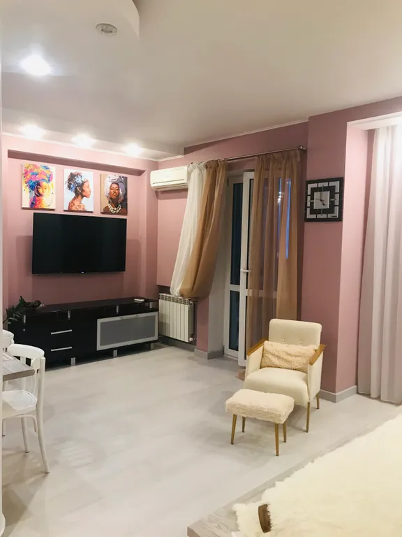 Студия на берегу Волги