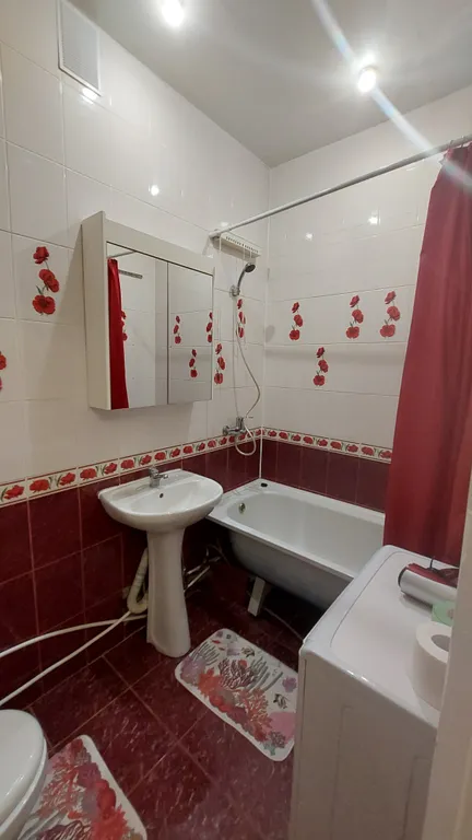 Светлая просторная вартирка в центре рядом с окружной стоматологией