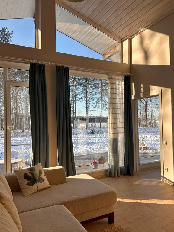 Коттедж Дом на берегу озера — Борисово