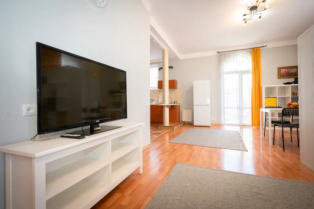 Стильная 2-х этажная квартира для большой семьи или дружной компании