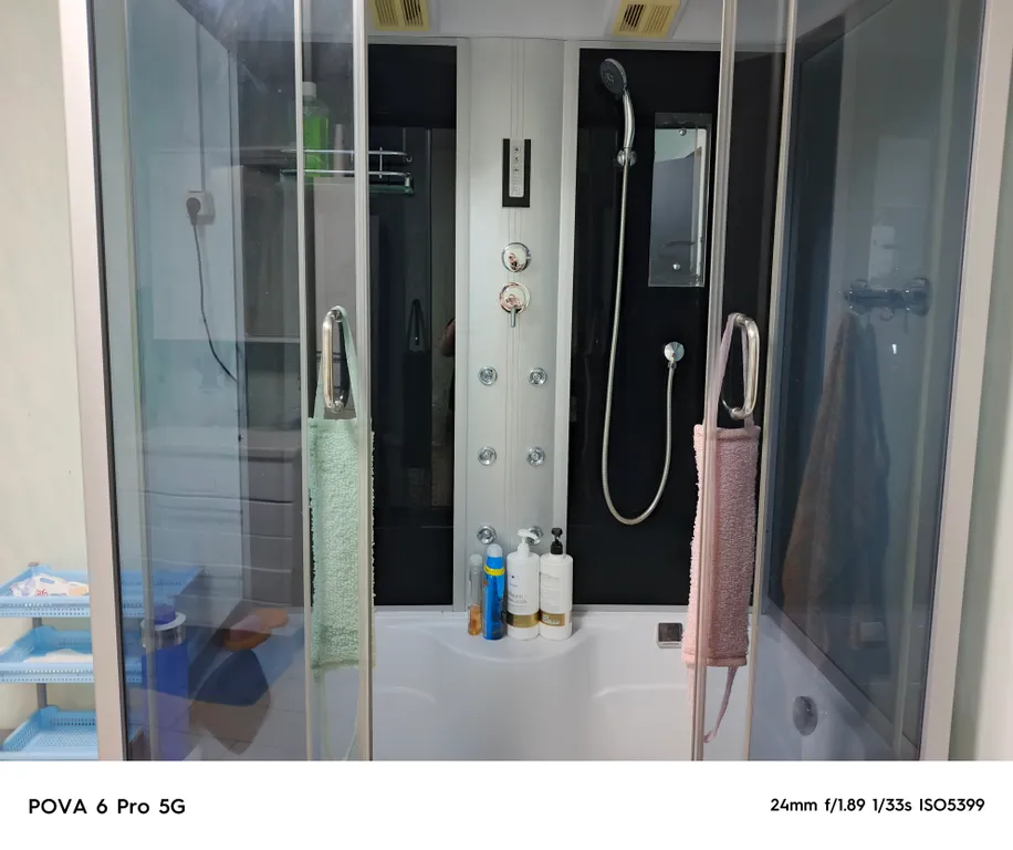 Уютный дом в спальном районе