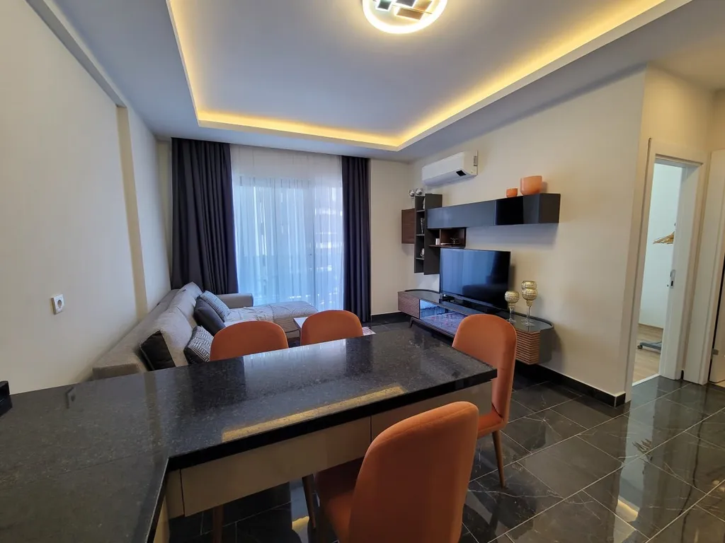 Дизайнерская 2-комнатная квартира с аквапарком на территории