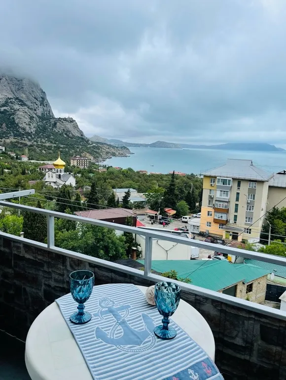 Квартира с видом на море