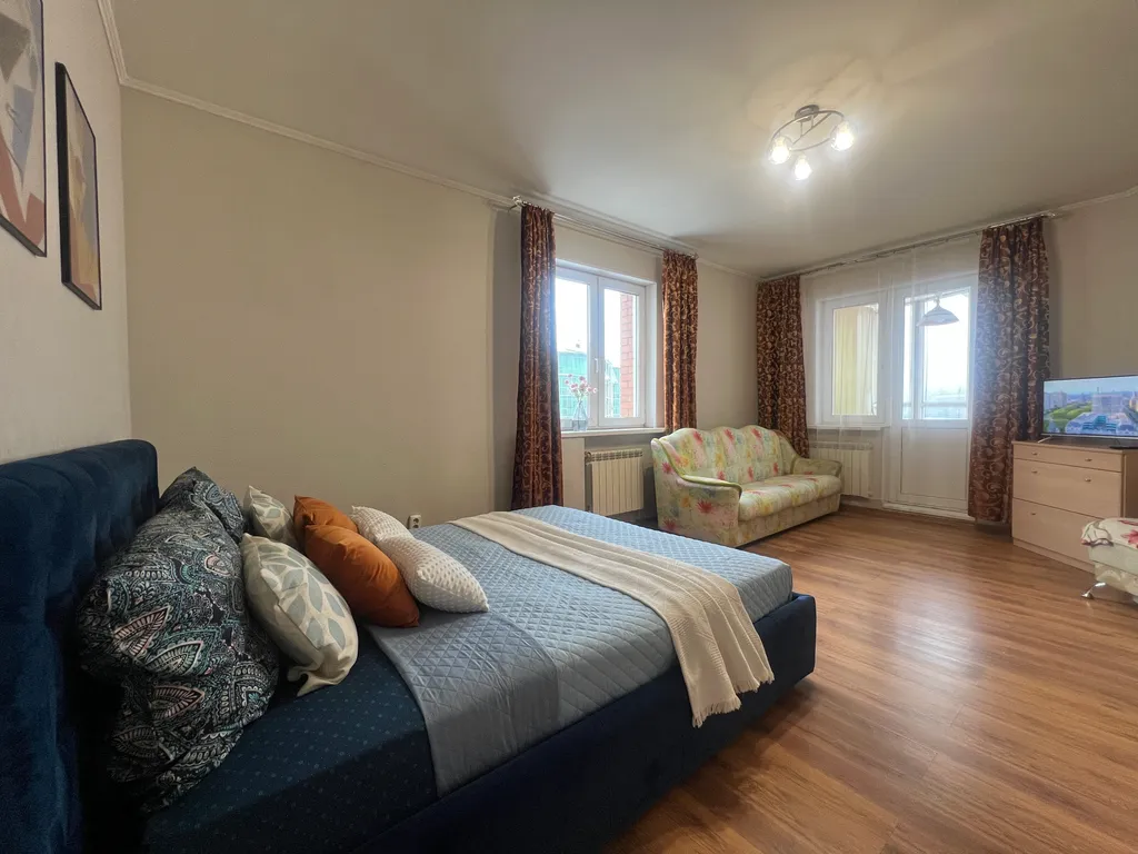 Просторная однушка на ЖД вокзале, не берем оплату за финальную уборку