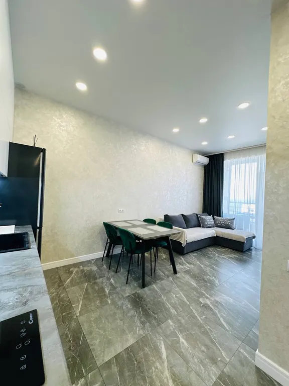 Квартира Квартира Комфортный апартамент с видом на бассейн и море — Севастополь