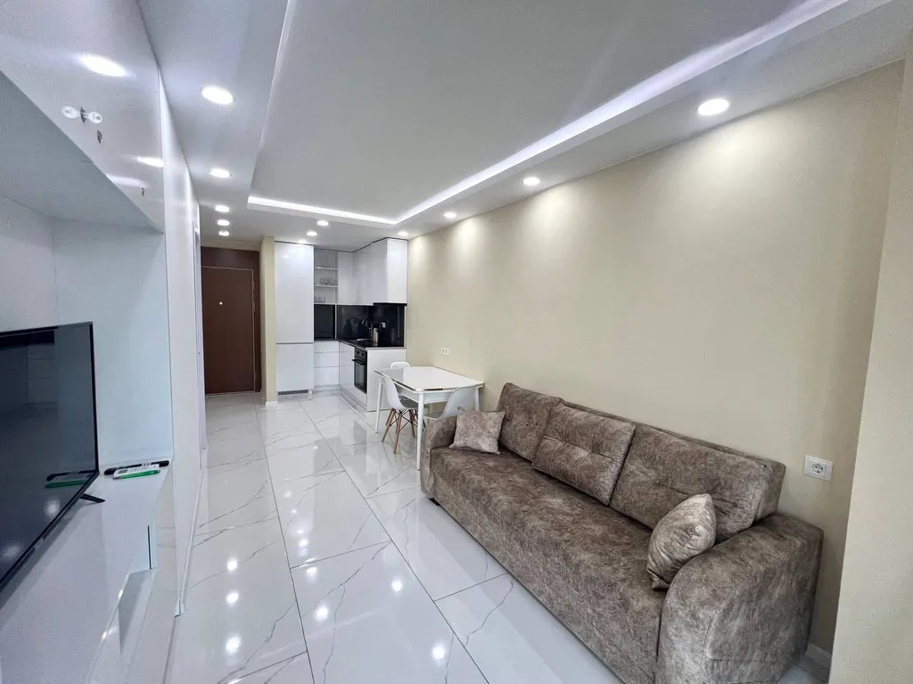 Двухкомнатные апартаменты с видом на море и парк, Batumi View